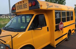 Pomms-Schoolbus